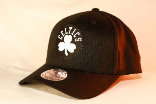 Mitchell & Ness OSFA NBA Boston Celtics Black & White Flexfit 110 Snapback