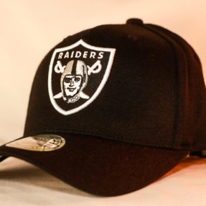 Mitchell & Ness OSFA Oakland Raiders NBA Black Flexfit 110 Snapback